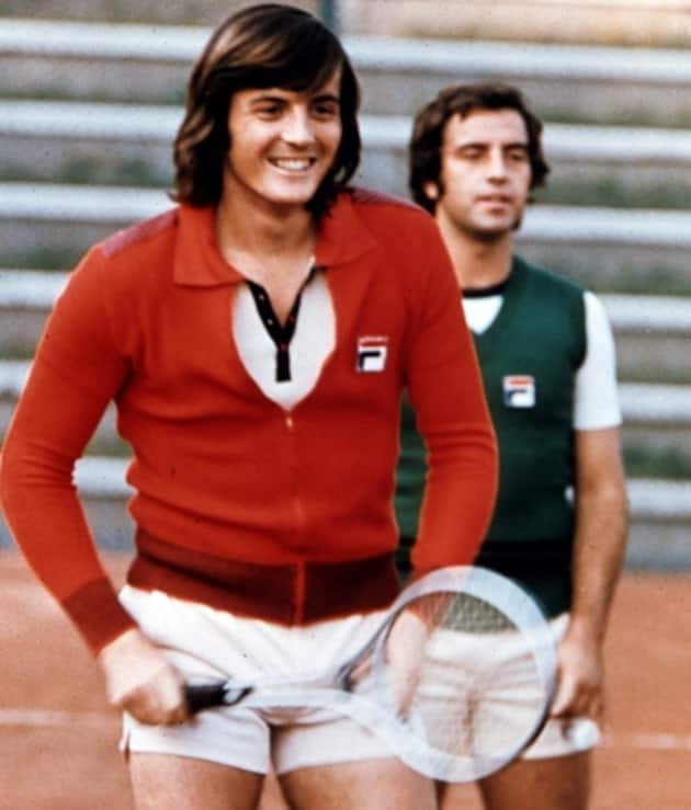 Tennis, Coppa Davis 1976 Buffa racconta la storia delle magliette